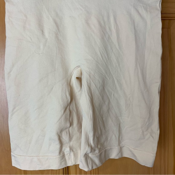 New Mukatu NUDE High Waisted Body Shaper Shorts , Size 12-16 - Picture 3 of 6